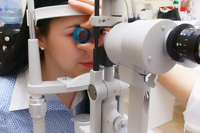 Eye exam 