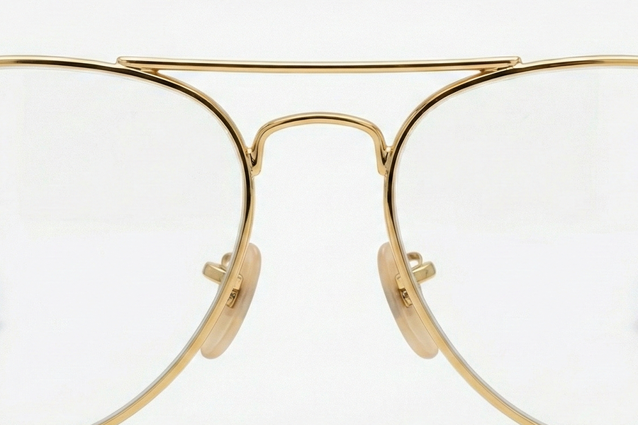 Lightweight metal glasses frames with adjustable nose pads